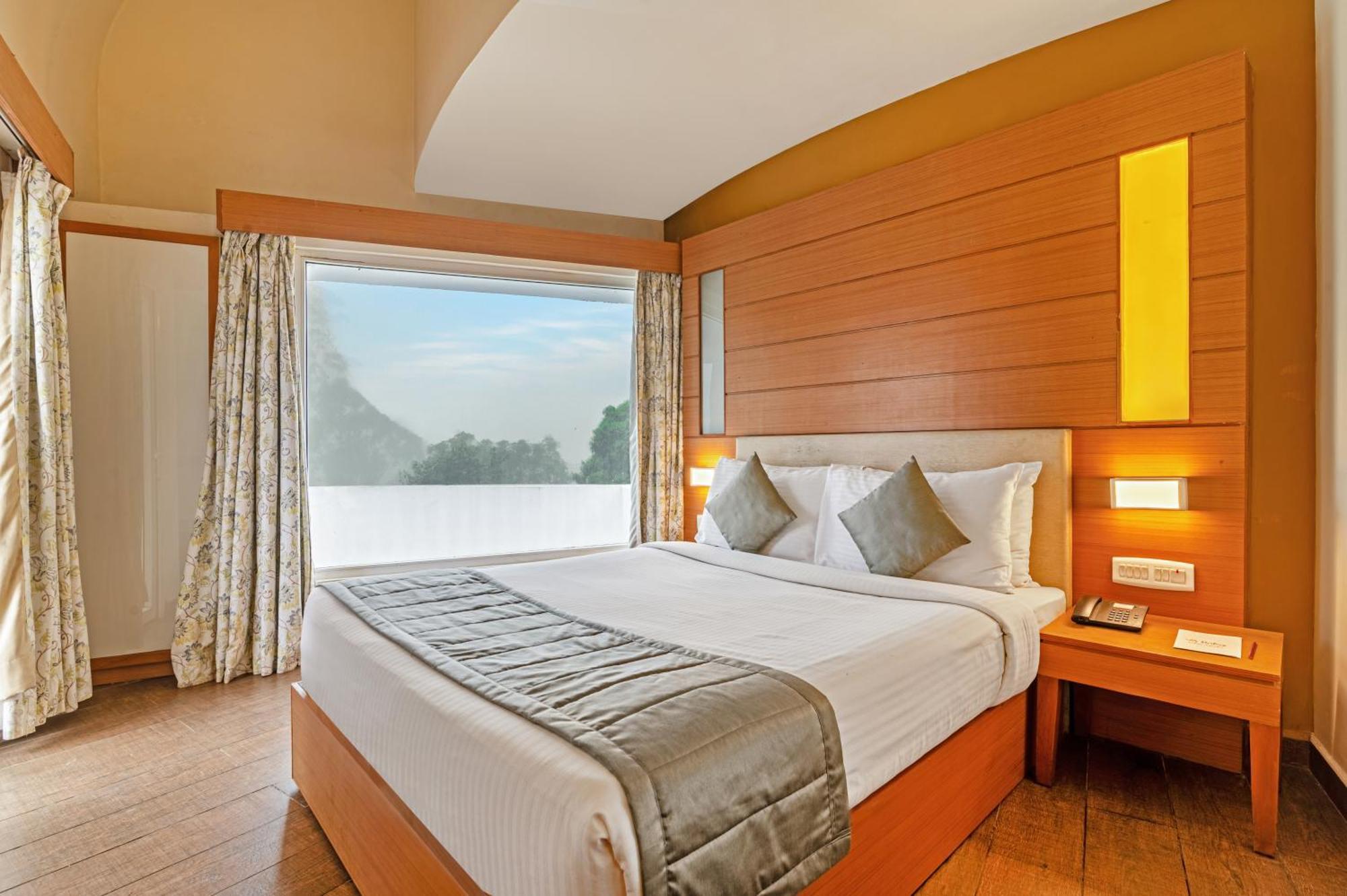 Sterling Kodai Valley Kodaikanal Exterior photo